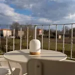 Karolina 3*